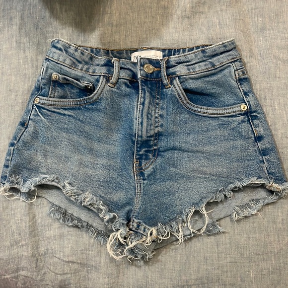 Zara Pants - jean shorts